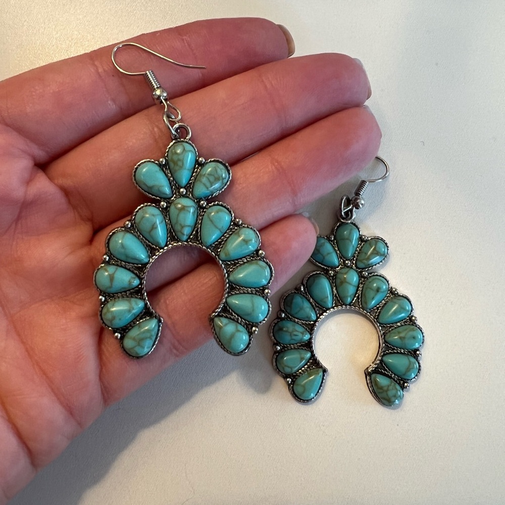 Turquoise earrings - Picture 2 of 2